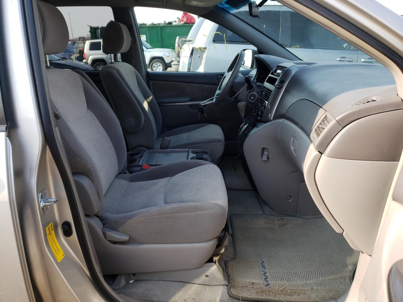 Photo 5 from auction – 2007 TOYOTA SIENNA CE with VIN 5TDZK23C07S035261
