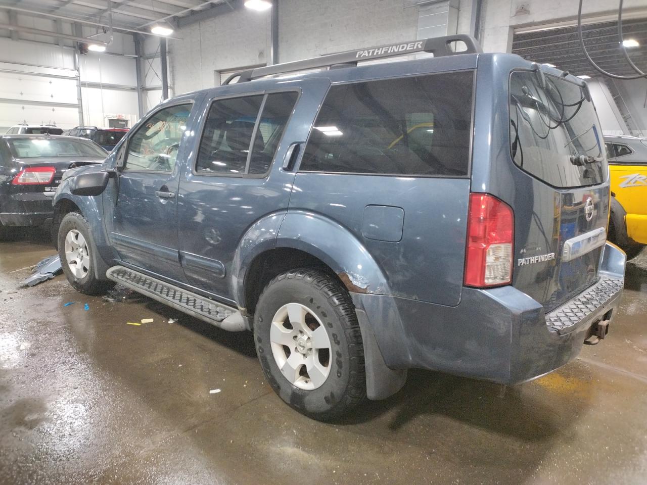 Photo 3 from auction – 2006 NISSAN PATHFINDER with VIN 5N1AR18U16C681523