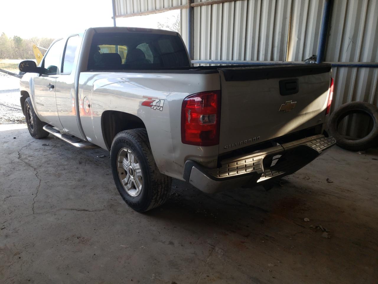 Photo 3 from auction – 2009 CHEVROLET SILVERADO with VIN 1GCEK29J89Z193448
