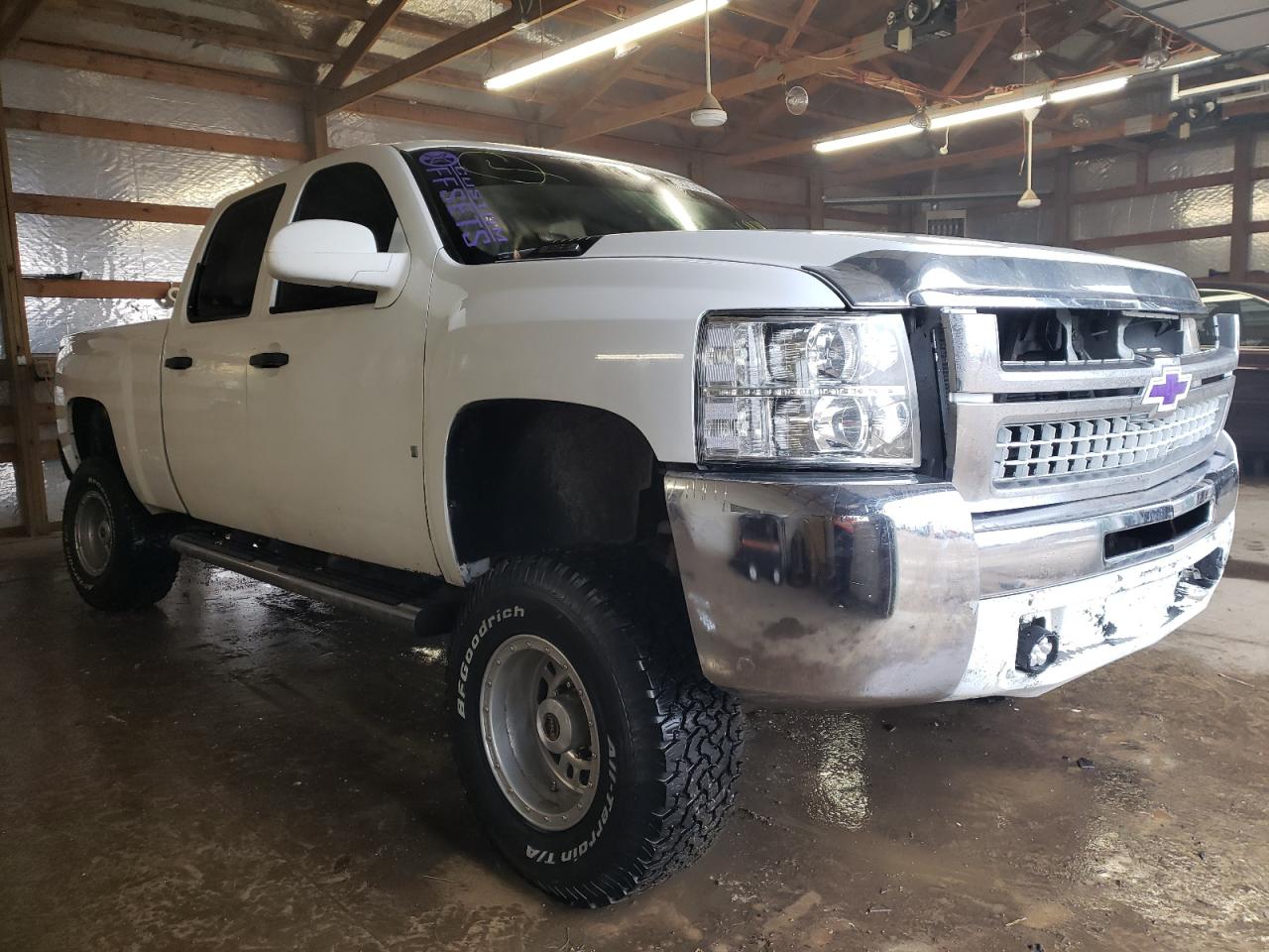 CHEVROLET SILVERADO 2009 with VIN 1GCHK43K19F169245 - Photo from auction