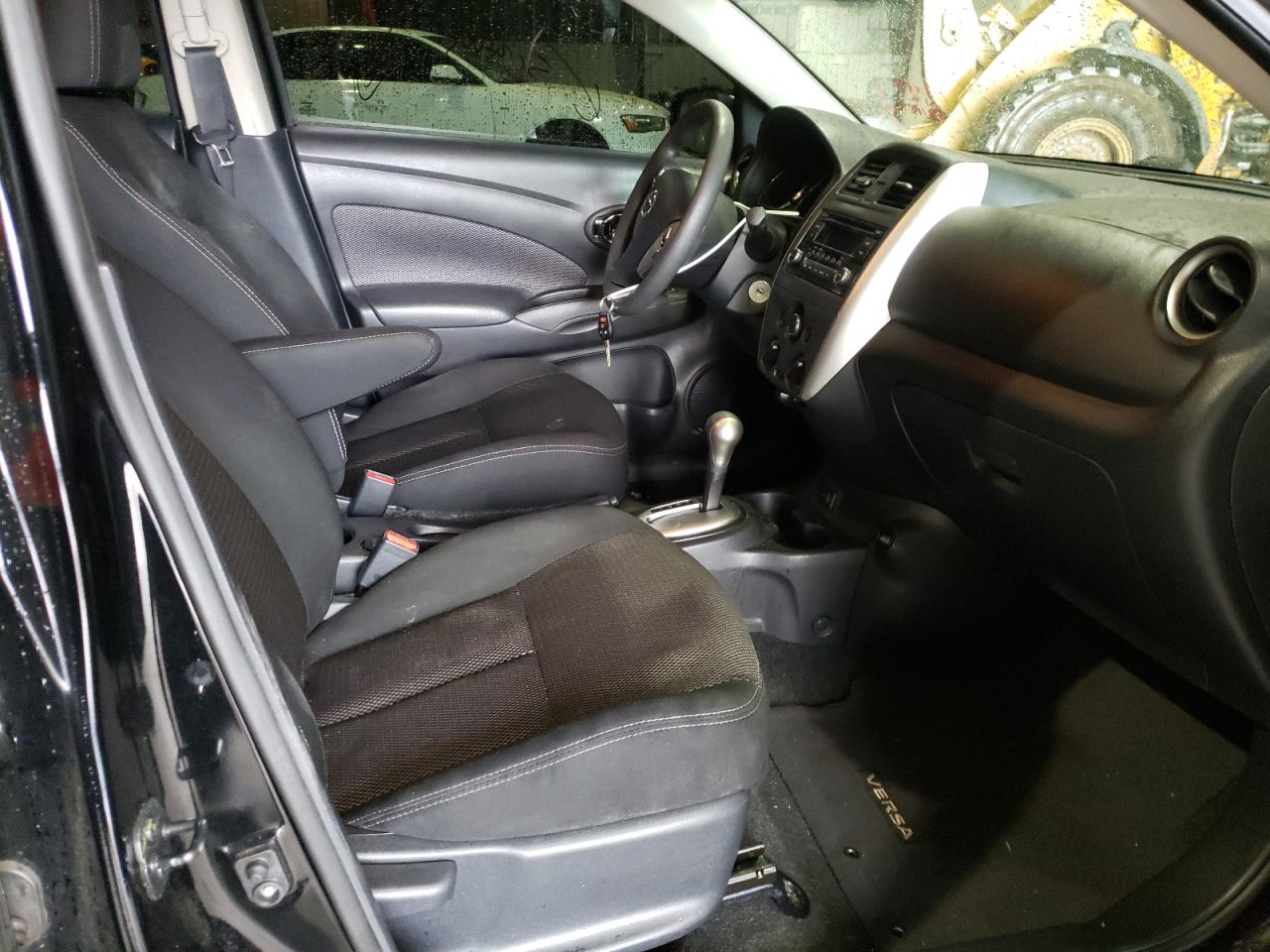 Photo 5 from auction – 2017 NISSAN VERSA S with VIN 3N1CN7AP9HL862900