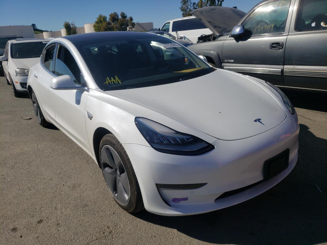 TESLA MODEL 3 2019 with VIN 5YJ3E1EA4KF309805 - Photo from auction