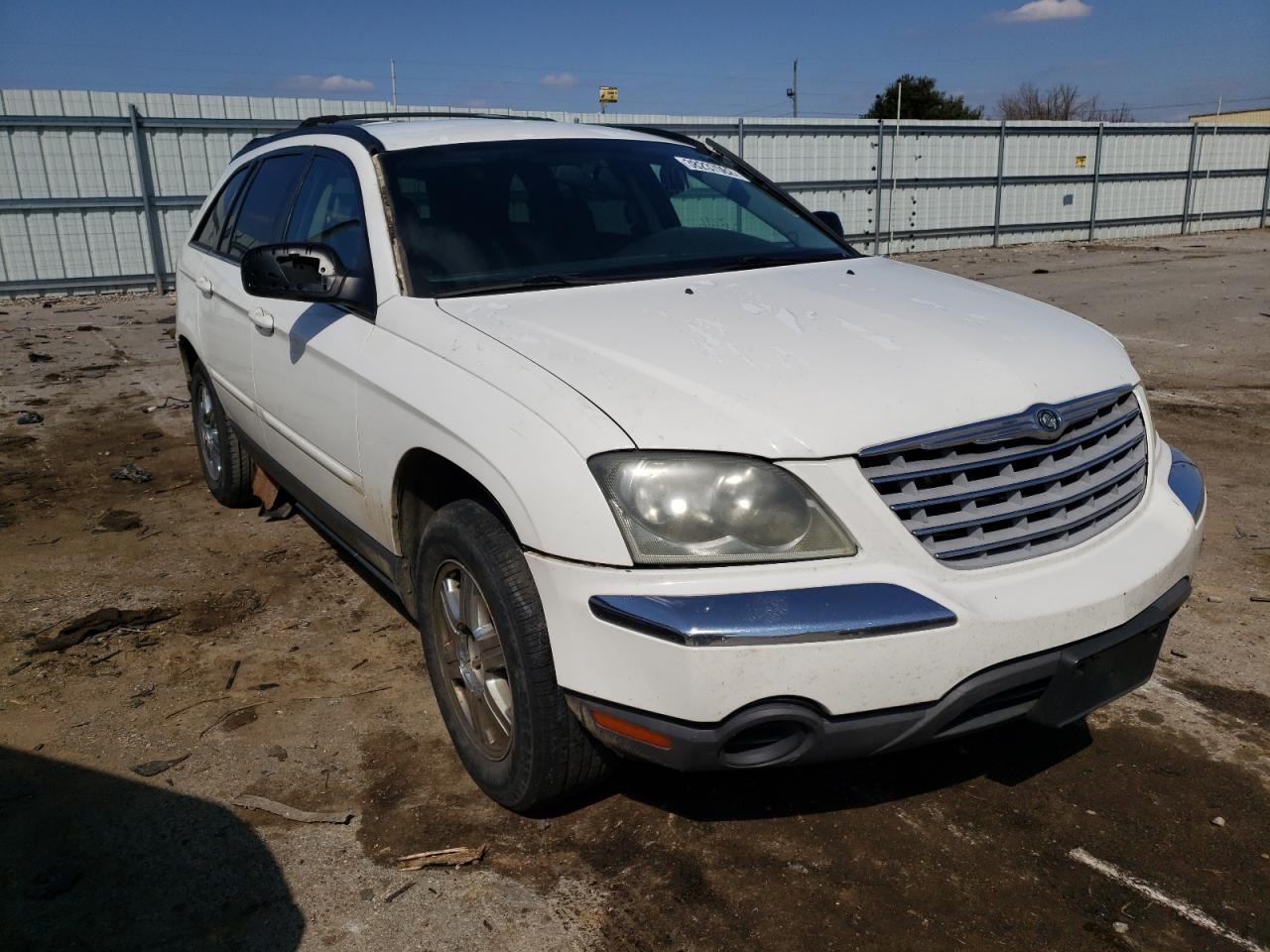 CHRYSLER PACIFICA T 2006 with VIN 2A4GM68426R614098 - Photo from auction