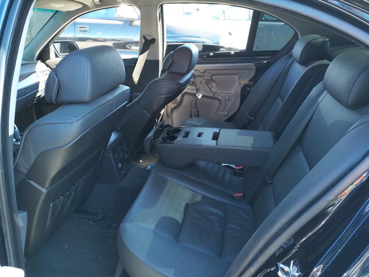 Photo 6 from auction – 2008 BMW 550 I with VIN WBANW53548CT48366