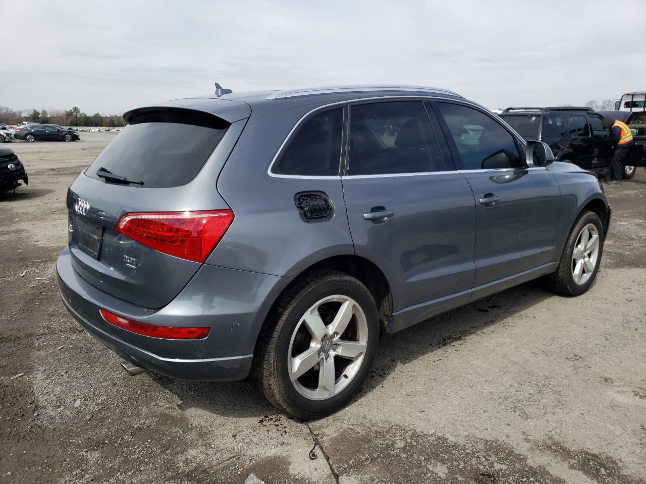 Photo 4 from auction – 2012 AUDI Q5 PREMIUM with VIN WA1LFAFP2CA011144