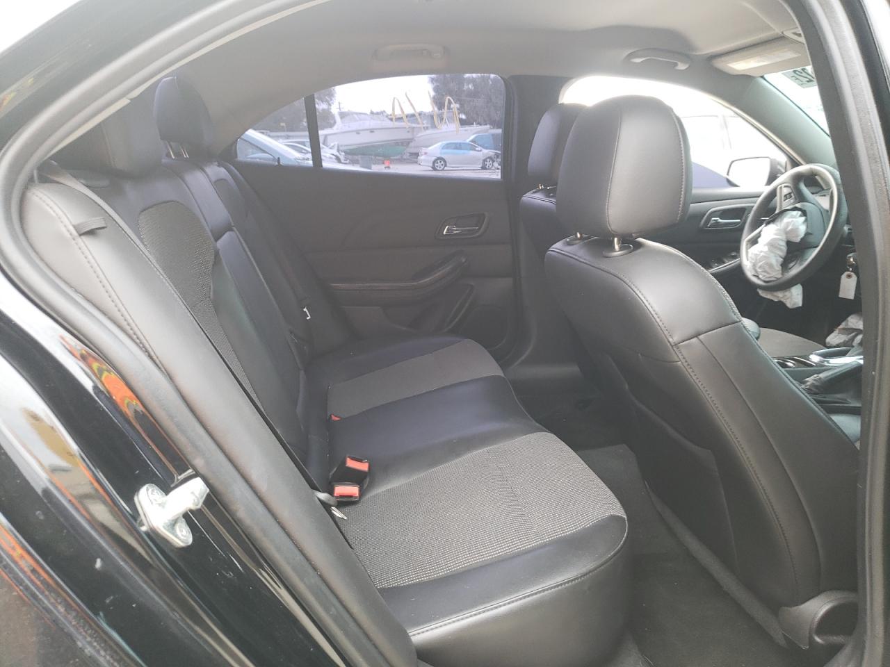 Photo 6 from auction – 2016 CHEVROLET MALIBU LIM with VIN 1G11C5SA6GU109606