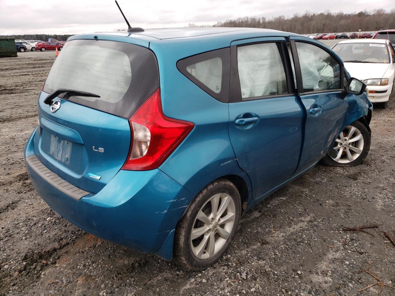 Photo 4 from auction – 2015 NISSAN VERSA NOTE with VIN 3N1CE2CP9FL430854