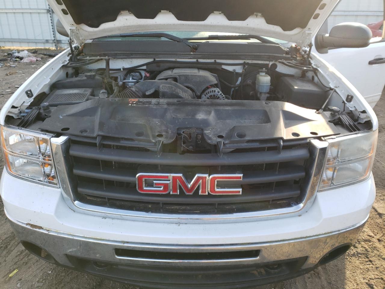Photo 7 from auction – 2011 GMC SIERRA K15 with VIN 1GTR2UEA4BZ256764