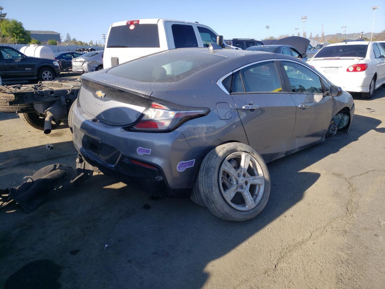 Photo 4 from auction – 2018 CHEVROLET VOLT LT with VIN 1G1RC6S54JU147953