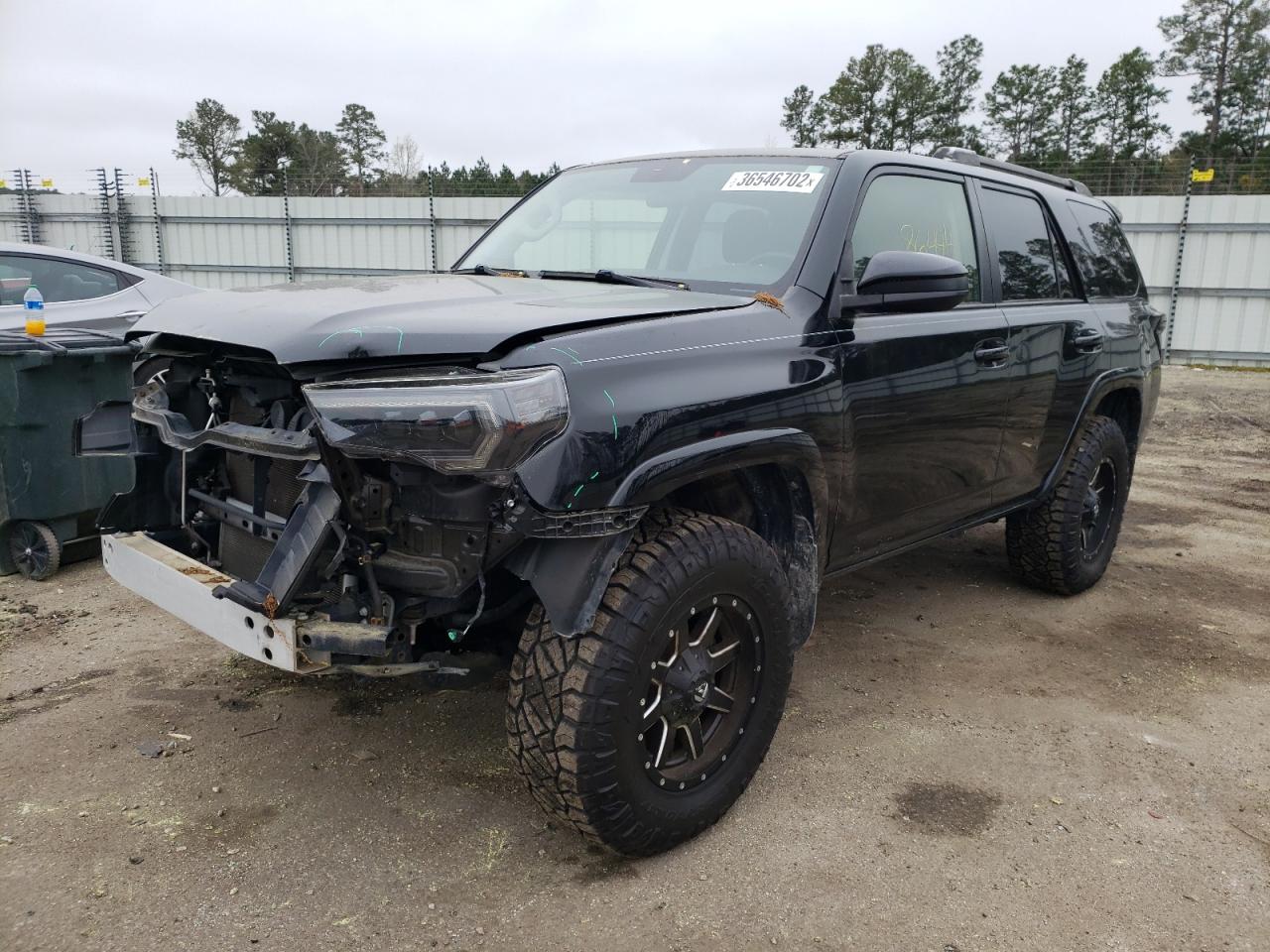 Photo 2 from auction – 2014 TOYOTA 4RUNNER SR with VIN JTEZU5JR5E5065941