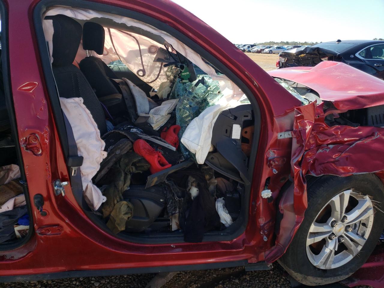 Photo 5 from auction – 2015 CHEVROLET EQUINOX LT with VIN 2GNALBEK8F1160472