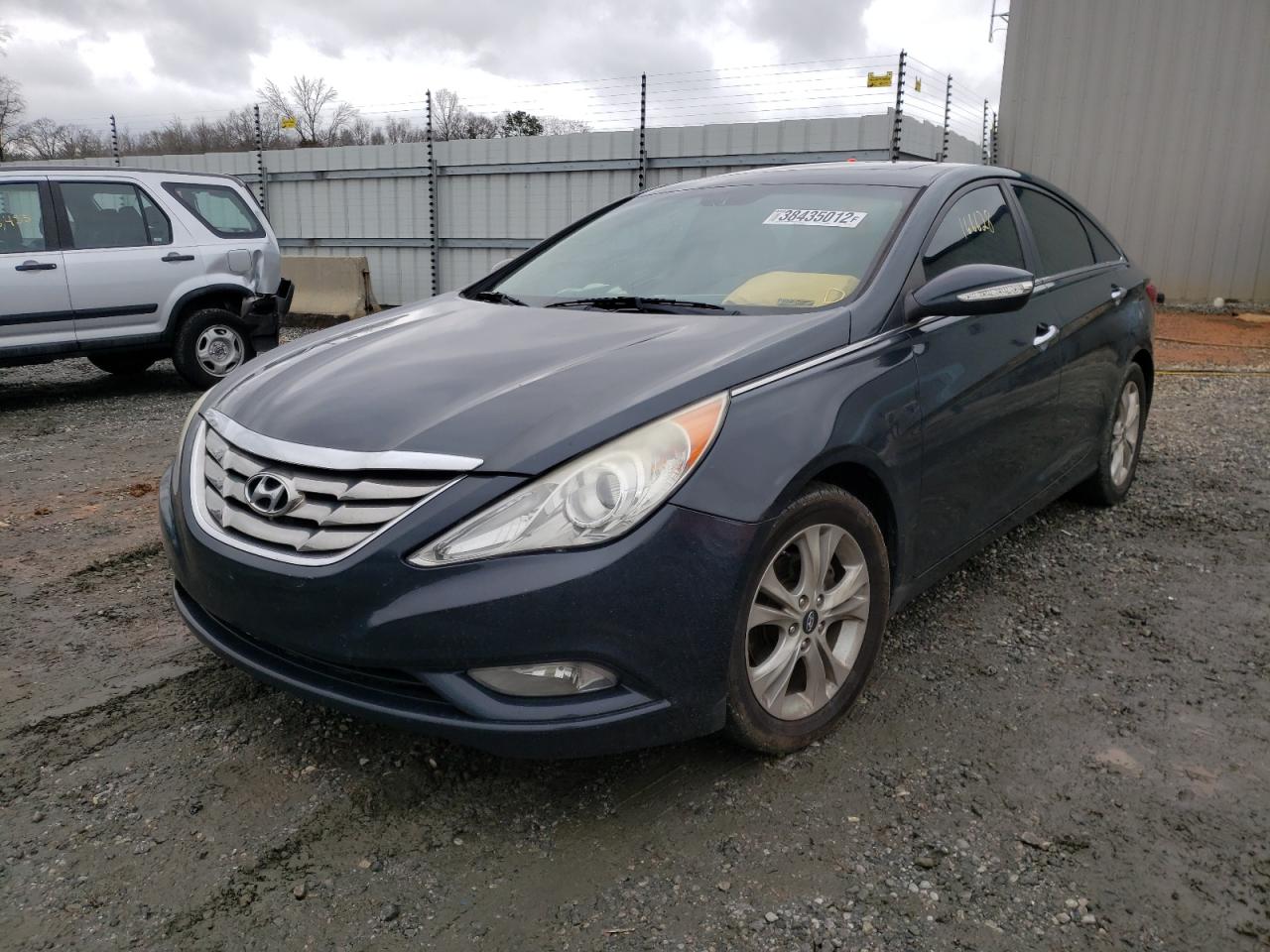 Photo 2 from auction – 2011 HYUNDAI SONATA SE with VIN 5NPEC4AC0BH166845