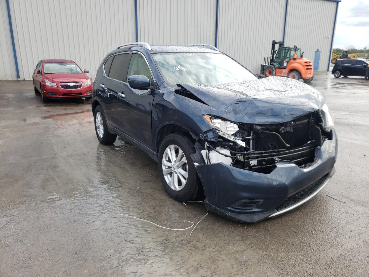 NISSAN ROGUE S 2016 with VIN KNMAT2MT9GP698640 - Photo from auction