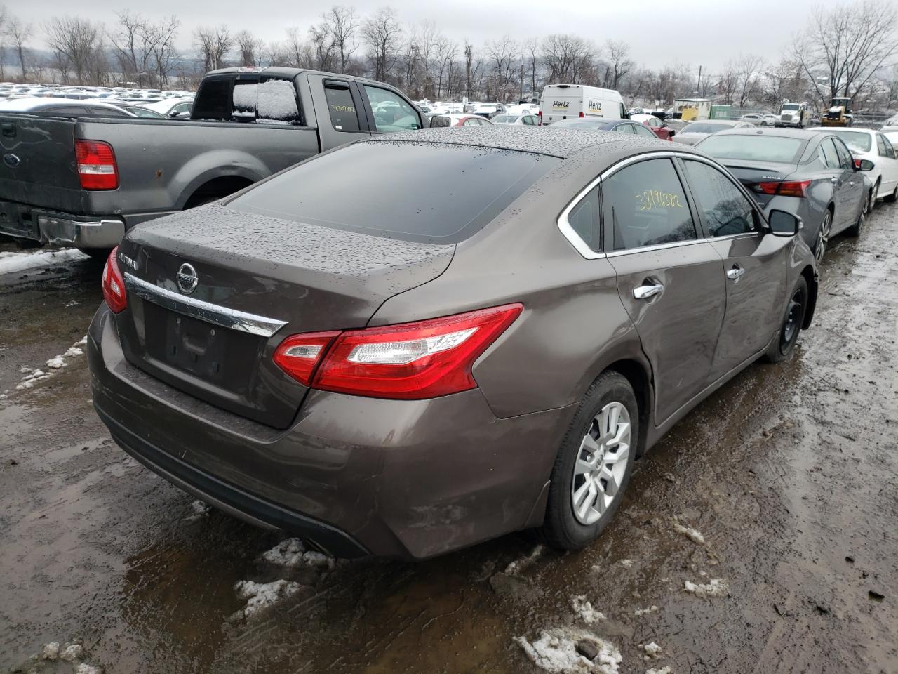 Photo 4 from auction – 2016 NISSAN ALTIMA 2.5 with VIN 1N4AL3AP0GC211982