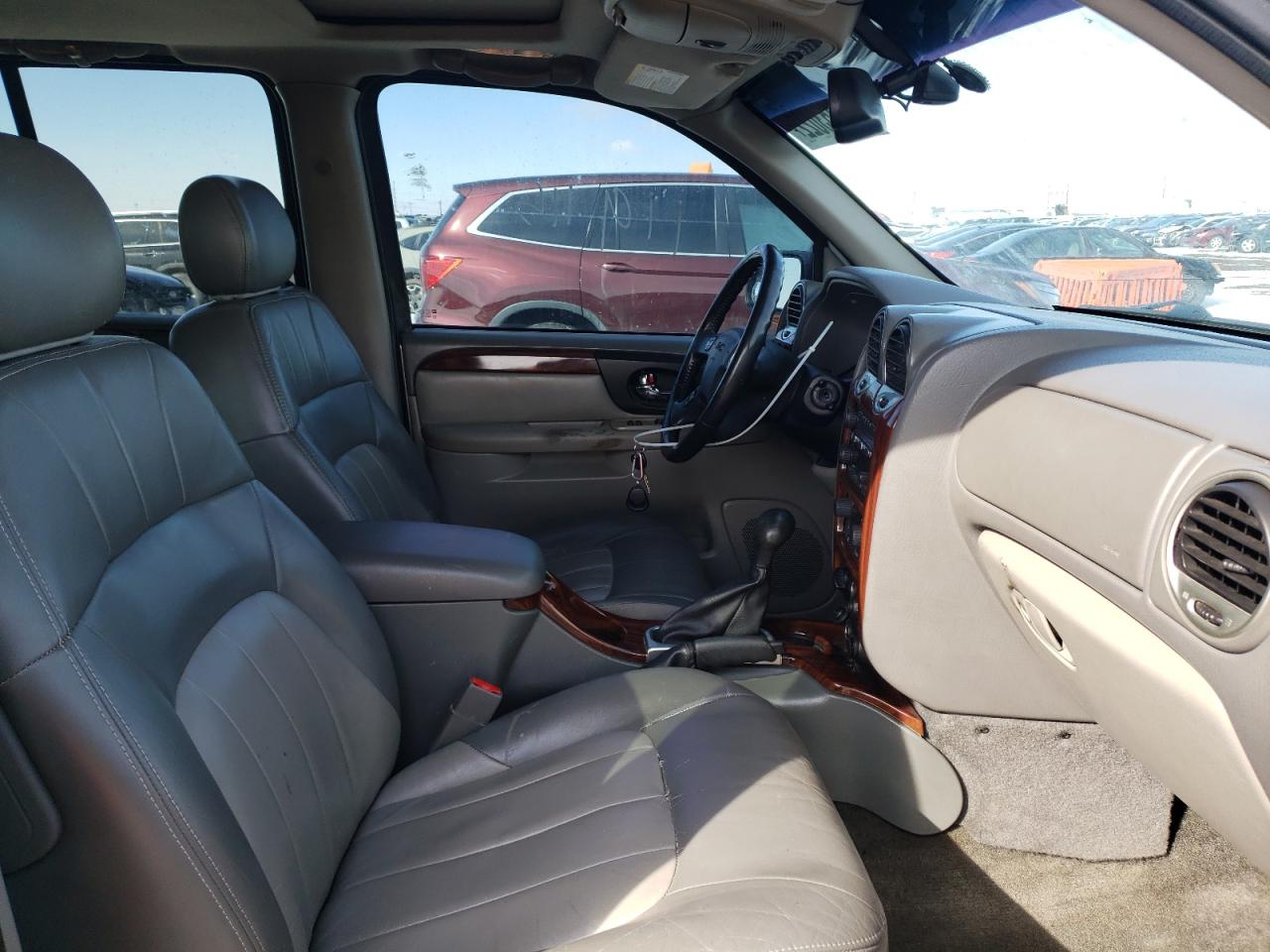 Photo 5 from auction – 2004 GMC ENVOY with VIN 1GKDT13S942217623