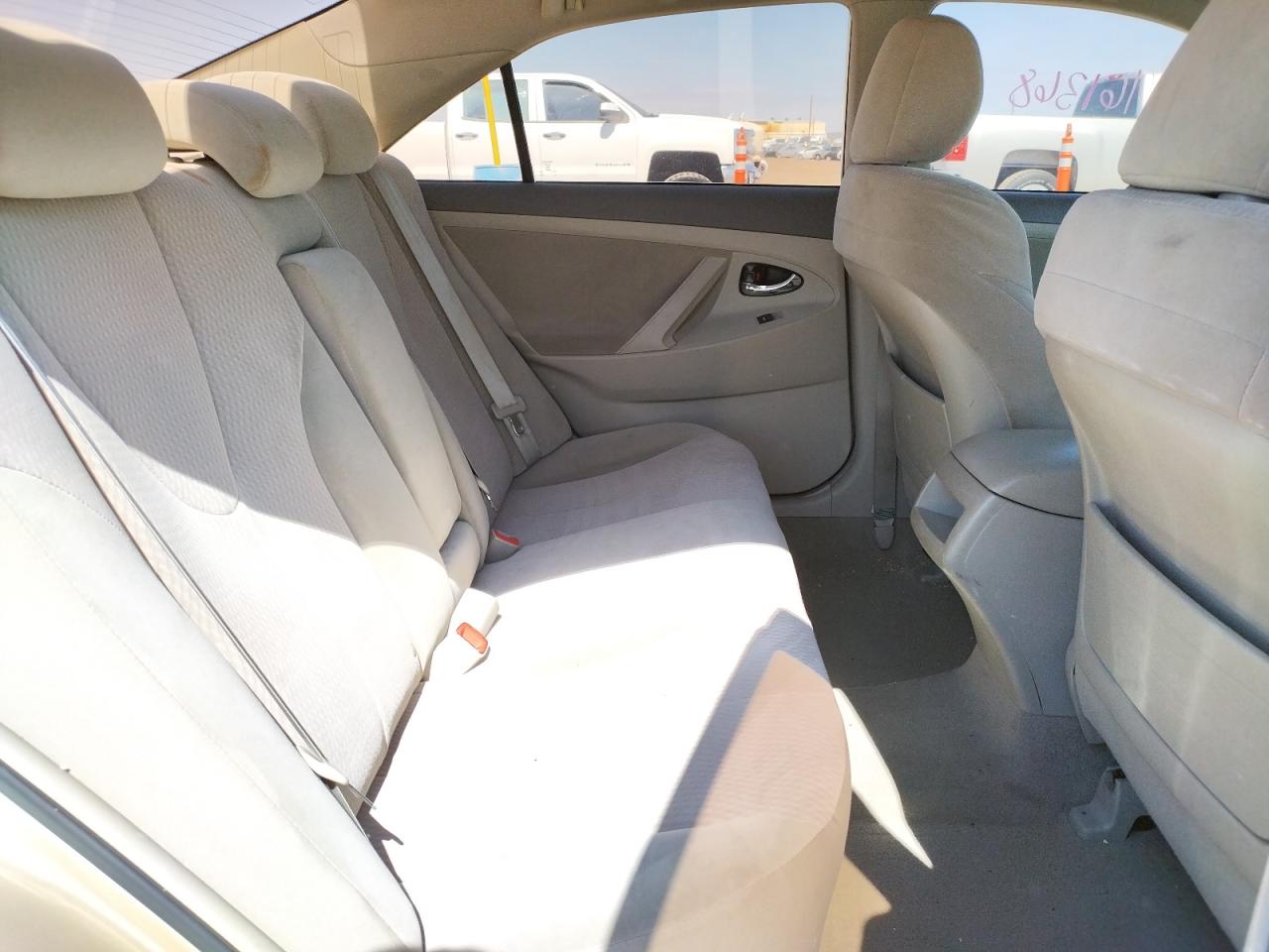 Photo 6 from auction – 2010 TOYOTA CAMRY BASE with VIN 4T4BF3EK7AR041823