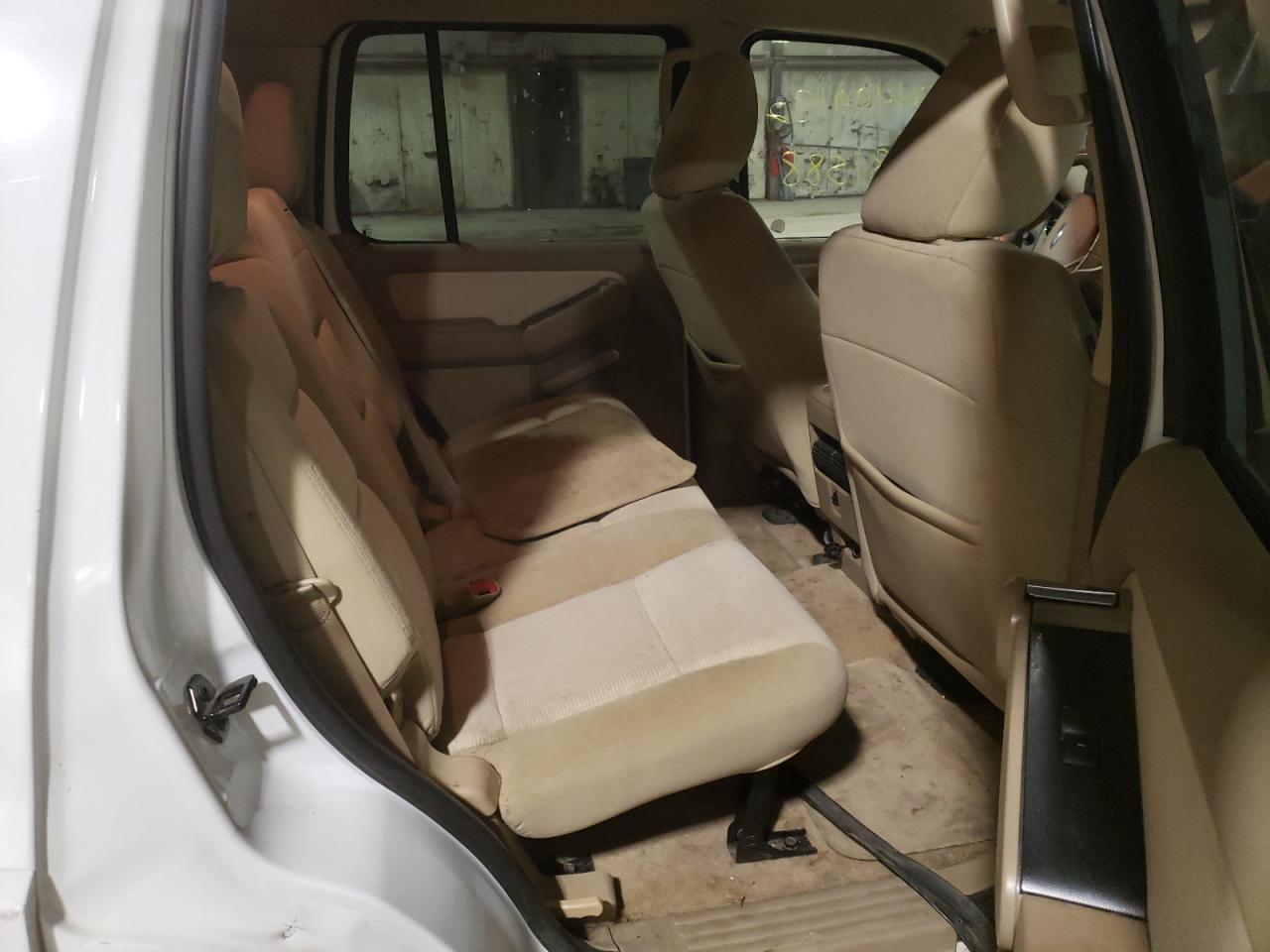 Photo 6 from auction – 2010 FORD EXPLORER X with VIN 1FMEU7DE9AUA20486