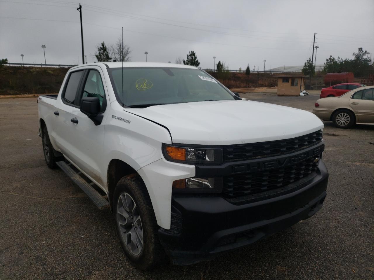 CHEVROLET SILVERADO 2021 with VIN 1GCUYAEF0MZ218535 - Photo from auction
