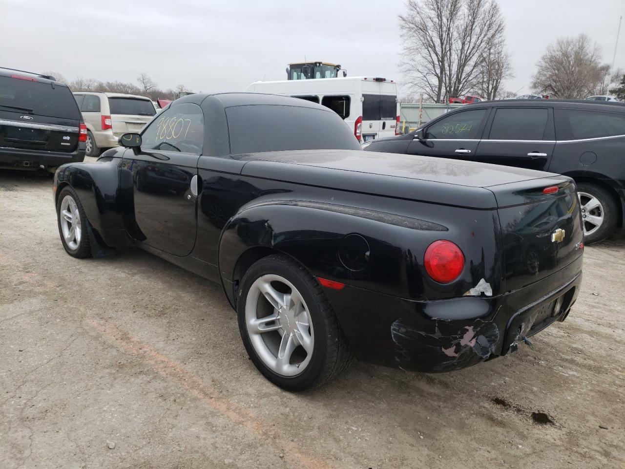 Photo 3 from auction – 2004 CHEVROLET SSR with VIN 1GCES14P44B110427