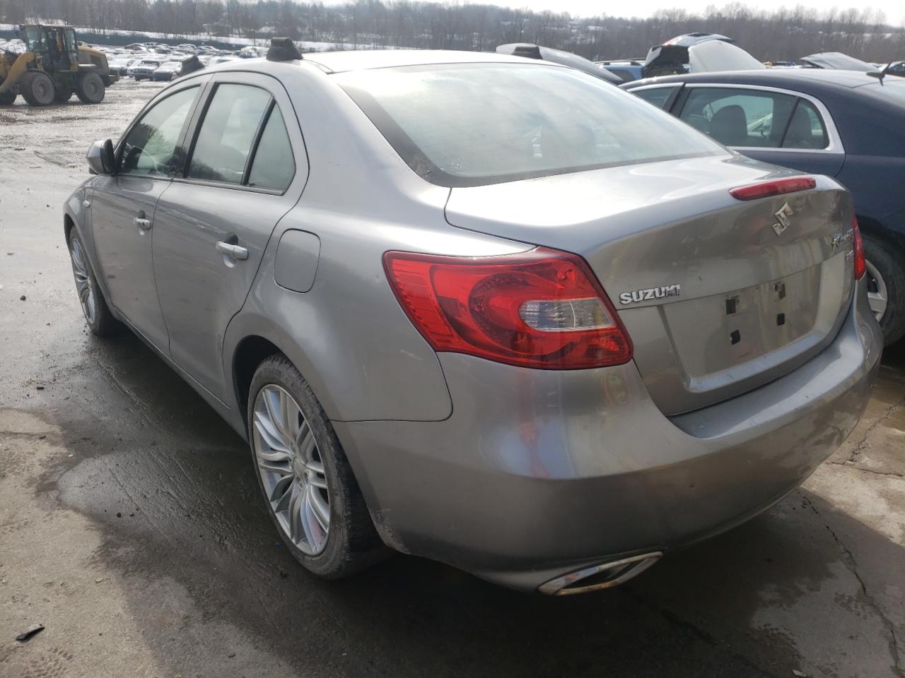 Photo 3 from auction – 2012 SUZUKI KIZASHI SE with VIN JS2RF9A3XC6101427