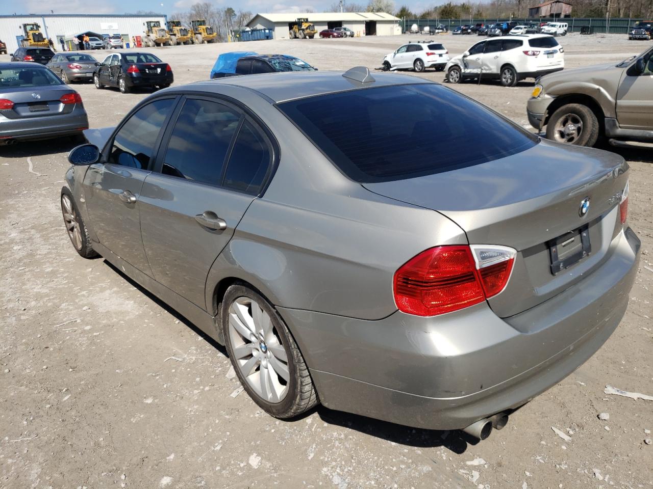 Photo 3 from auction – 2008 BMW 328 I with VIN WBAVA37578ND55994