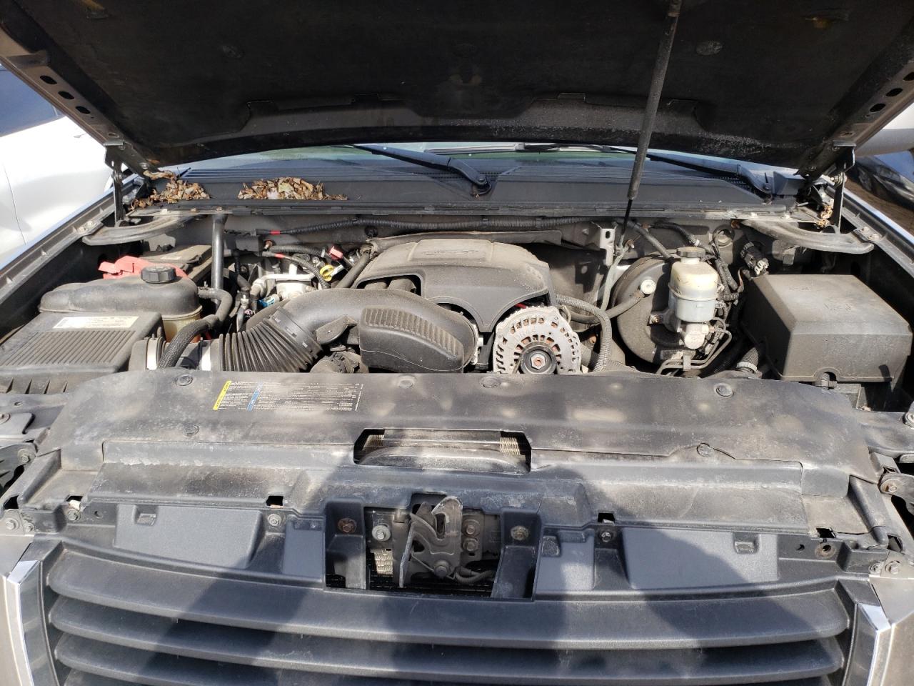 Photo 7 from auction – 2007 GMC YUKON with VIN 1GKFK13087J349602