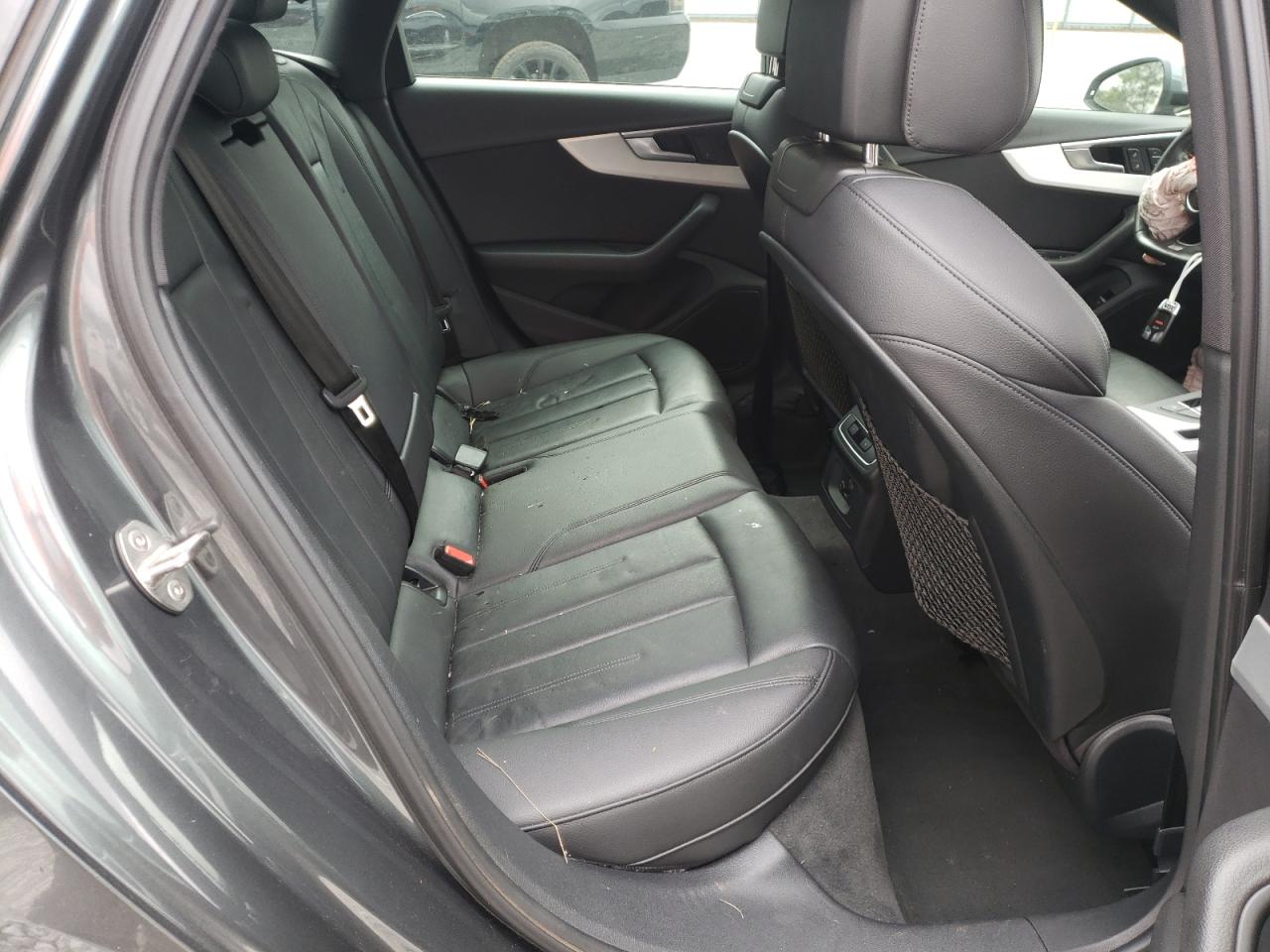 Photo 6 from auction – 2017 AUDI A4 PREMIUM with VIN WAUENAF45HN015743