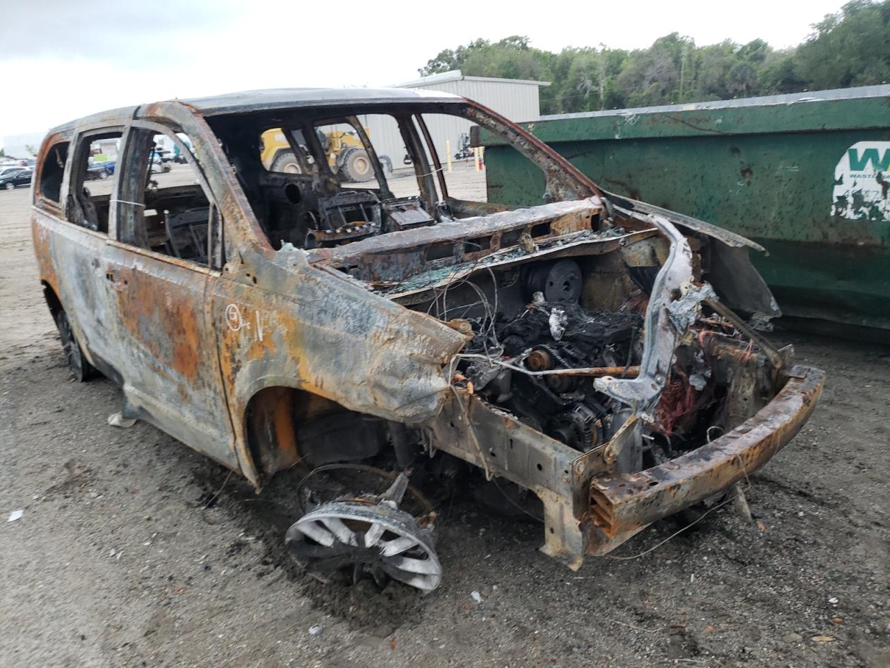 DODGE GRAND CARA 2019 with VIN 2C4RDGCG2KR782162 - Photo from auction