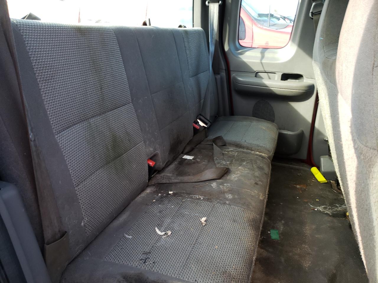 Photo 6 from auction – 2003 FORD F150 with VIN 1FTRX17223NB68567