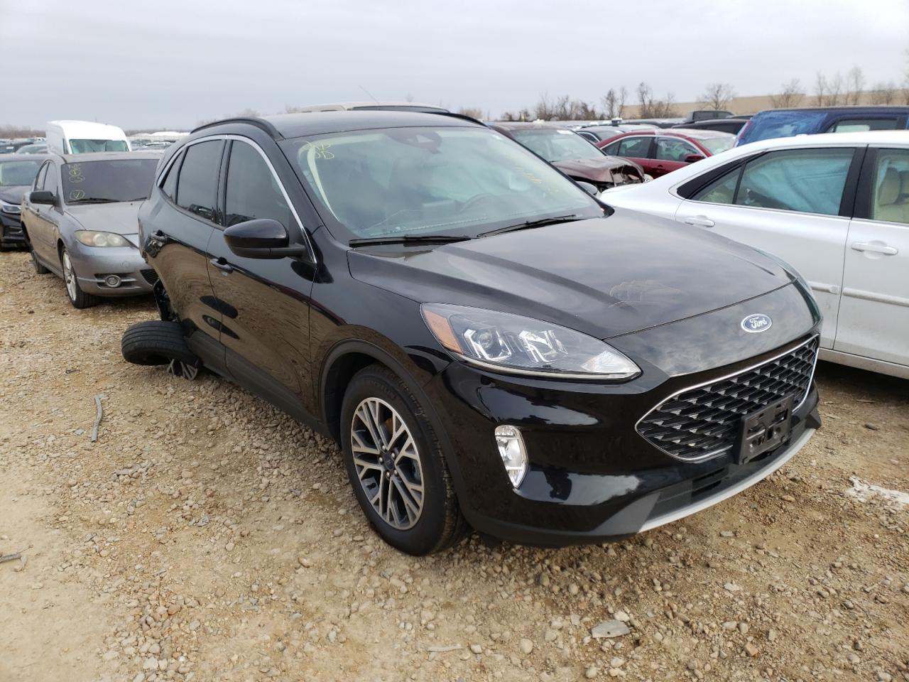 FORD ESCAPE SEL 2020 with VIN 1FMCU9H63LUA82541 - Photo from auction