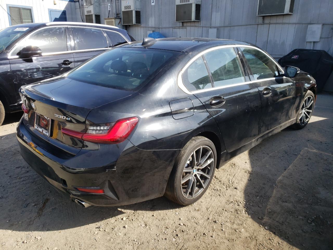 Photo 4 from auction – 2021 BMW 330E with VIN WBA5P7C04MFJ85823