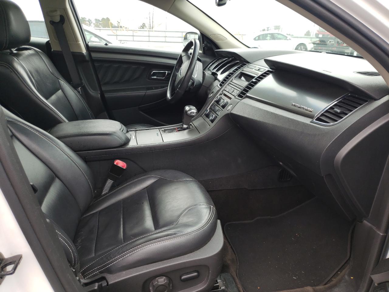 Photo 5 from auction – 2012 FORD TAURUS SEL with VIN 1FAHP2EW1CG131320