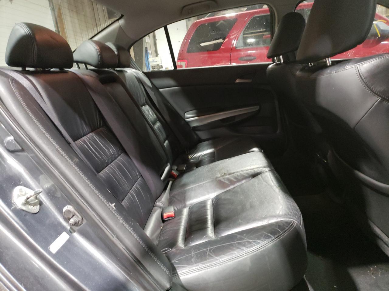 Photo 6 from auction – 2010 HONDA ACCORD EXL with VIN 1HGCP2F89AA009116
