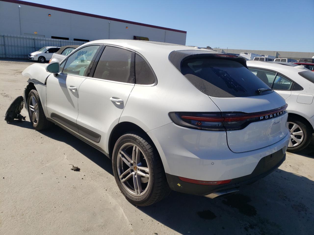 Photo 3 from auction – 2019 PORSCHE MACAN with VIN WP1AA2A55KLB03969