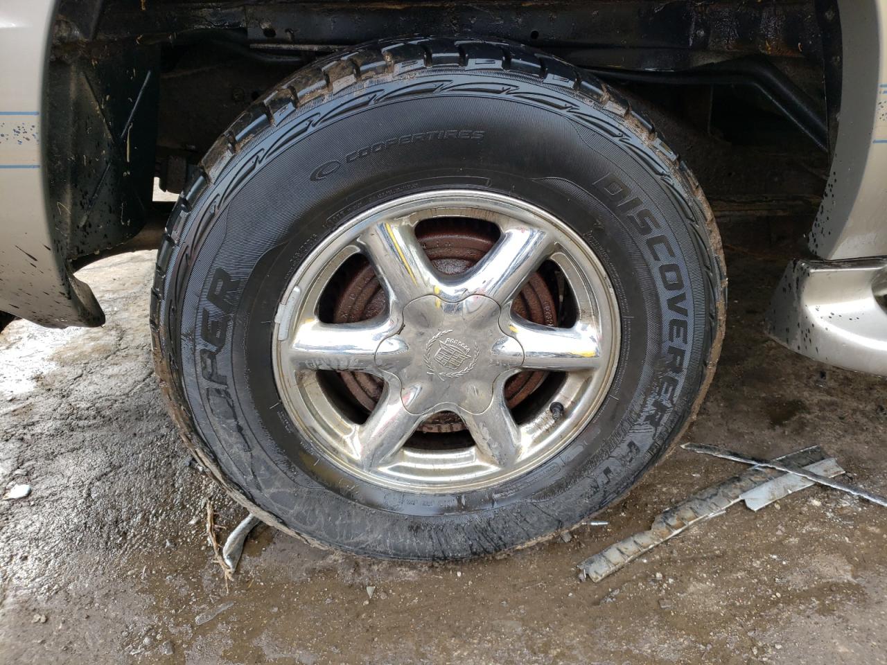 Photo 9 from auction – 2000 CADILLAC ESCALADE L with VIN 1GYEK63R8YR224034