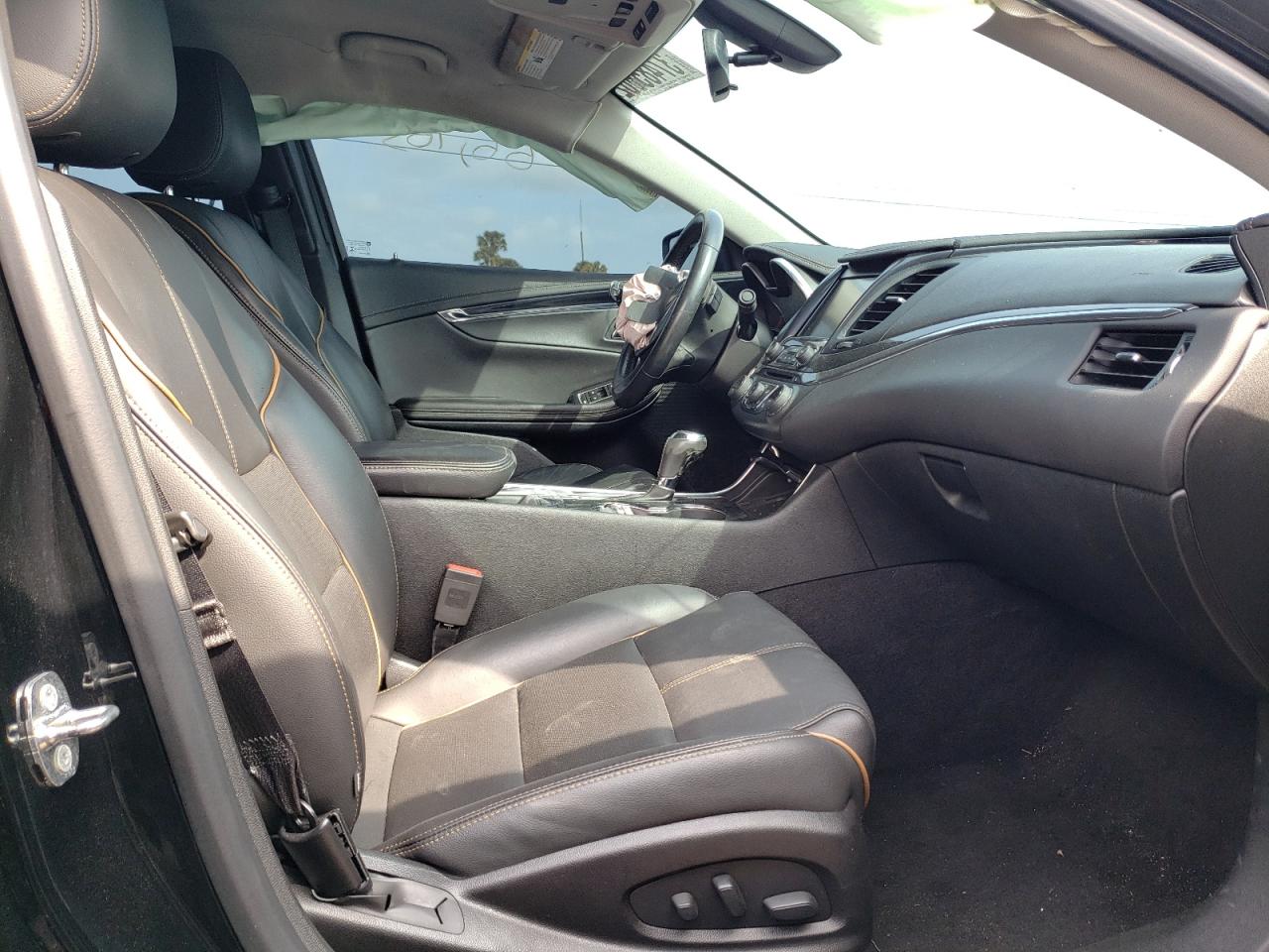 Photo 5 from auction – 2018 CHEVROLET IMPALA PRE with VIN 2G1125S36J9154277