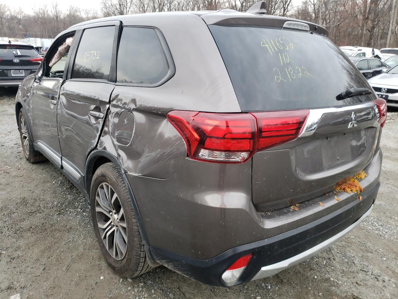 Photo 3 from auction – 2017 MITSUBISHI OUTLANDER with VIN JA4AD2A38HZ049364