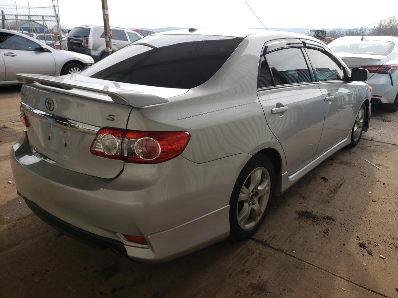 Photo 4 from auction – 2013 TOYOTA COROLLA BA with VIN 2T1BU4EE7DC114999