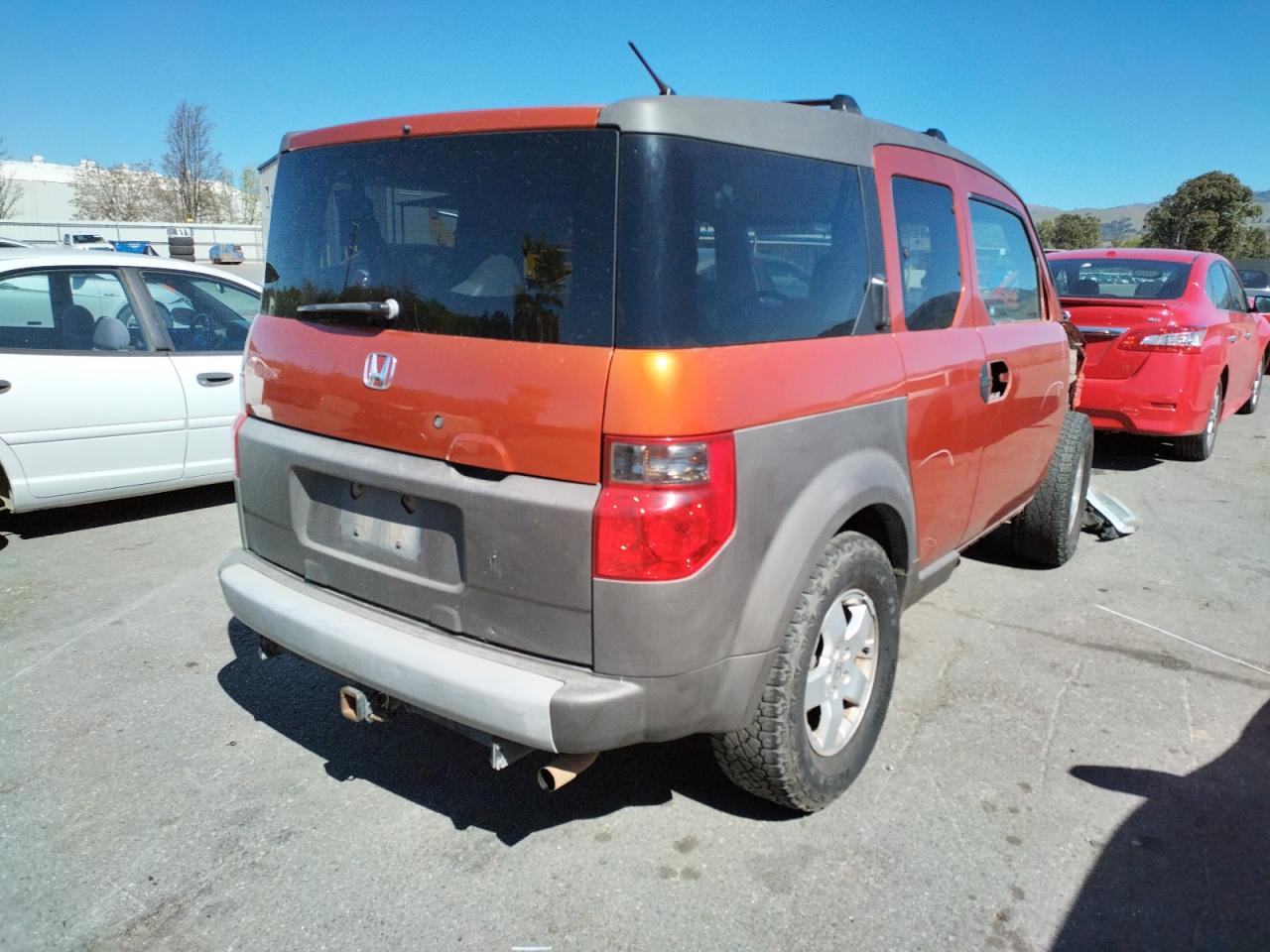 Photo 4 from auction – 2003 HONDA ELEMENT EX with VIN 5J6YH28593L036886