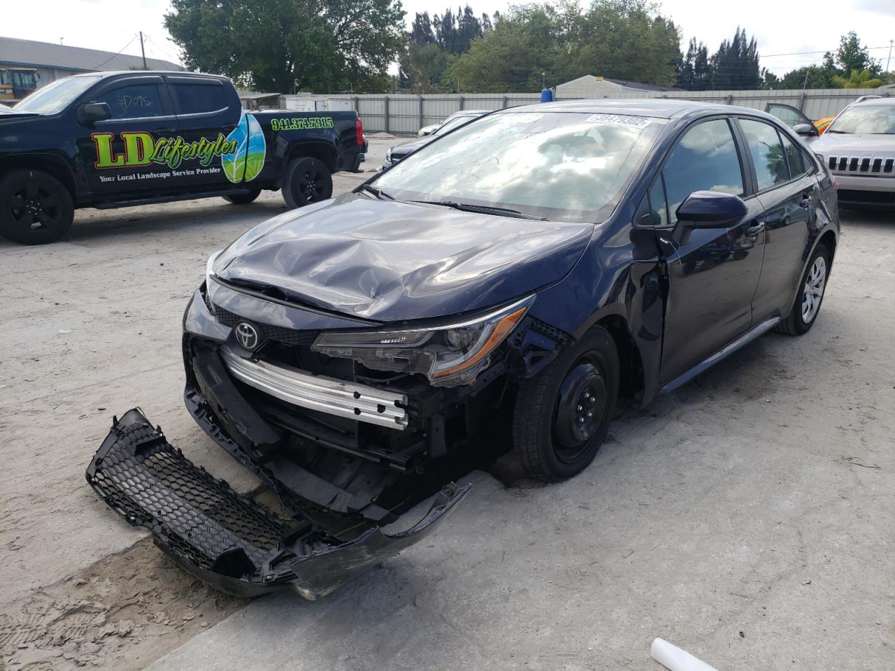 Photo 2 from auction – 2021 TOYOTA COROLLA LE with VIN 5YFEPMAE9MP173451