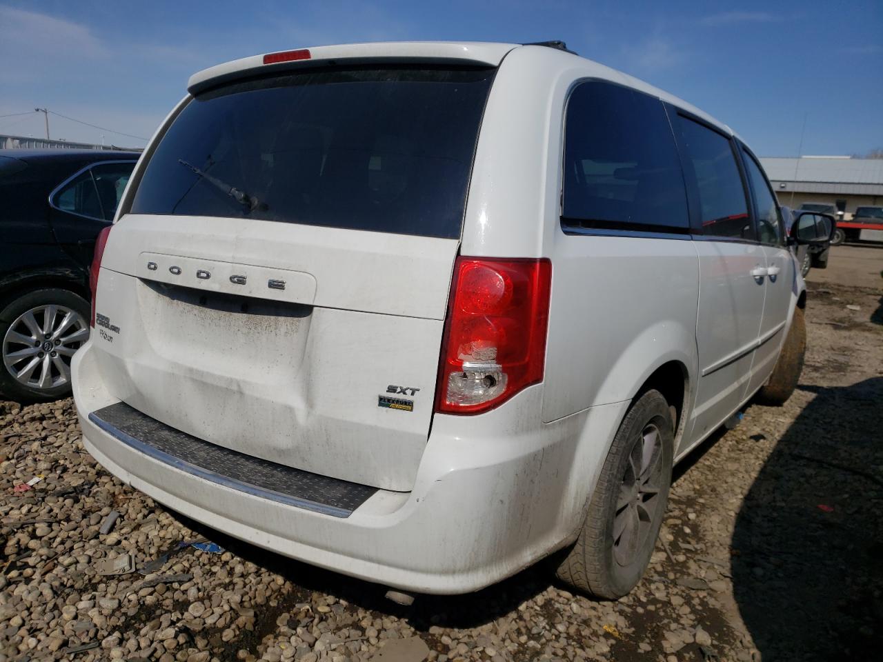 Photo 4 from auction – 2017 DODGE GRAND CARA with VIN 2C4RDGCG3HR867357