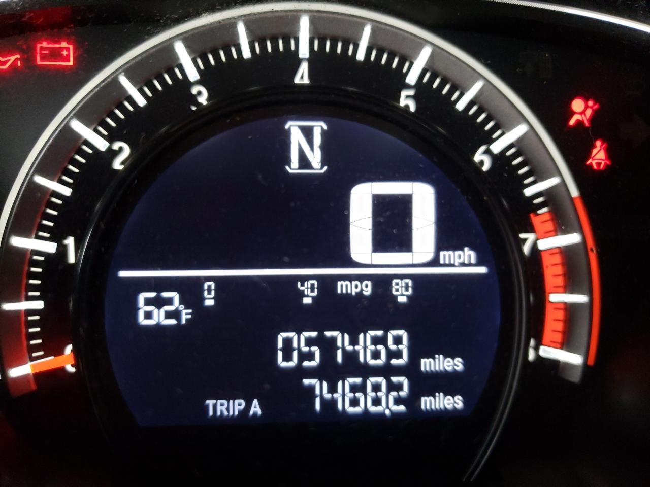Photo 8 from auction – 2016 HONDA CIVIC LX with VIN 2HGFC4B04GH311279