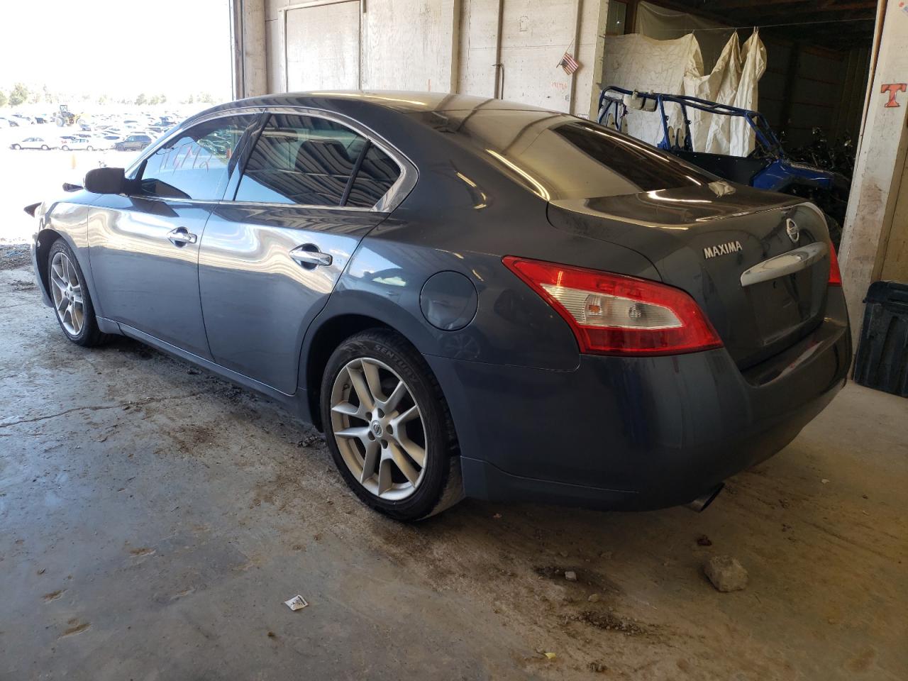 Photo 3 from auction – 2010 NISSAN MAXIMA S with VIN 1N4AA5APXAC853330