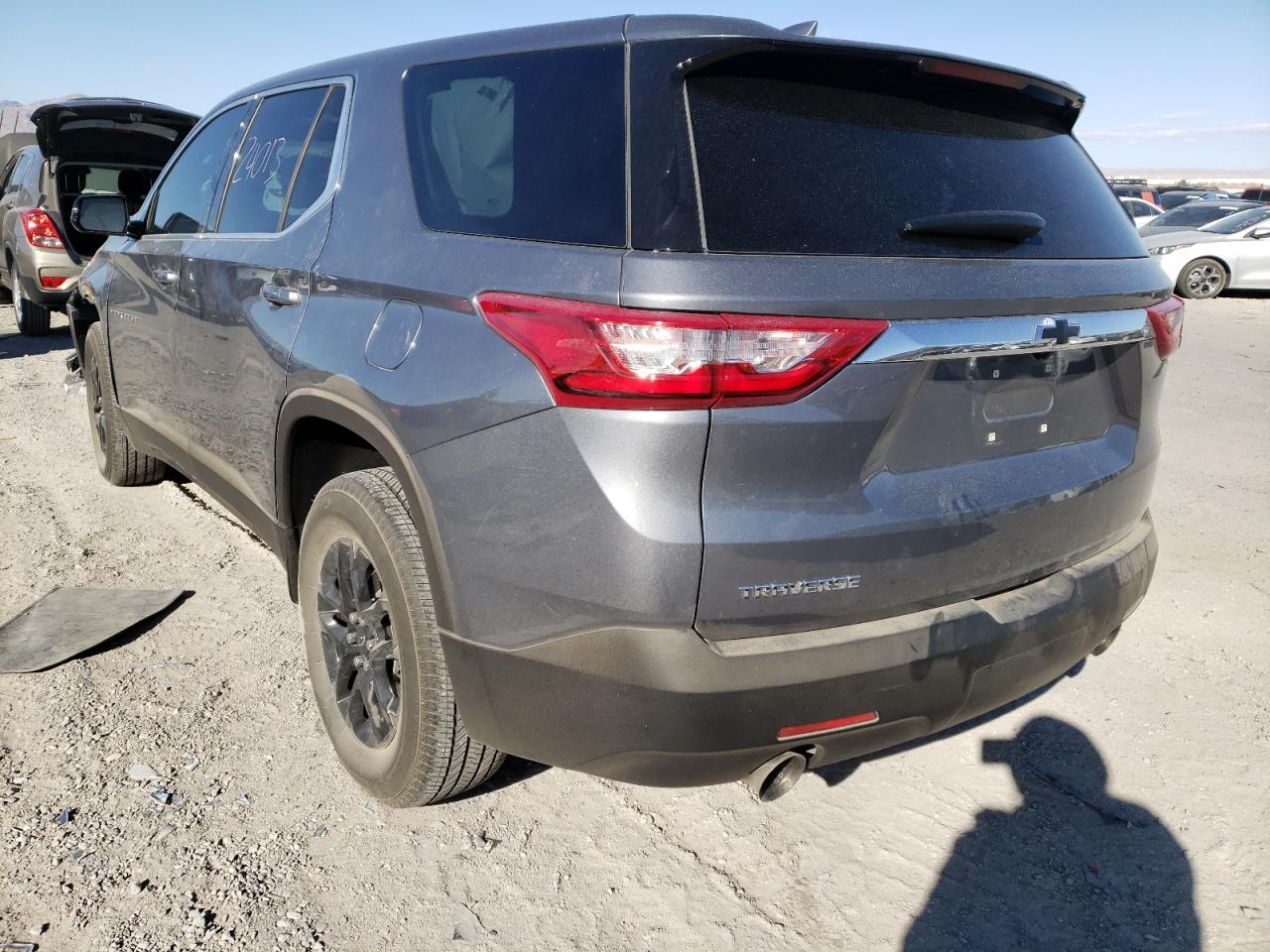 Photo 3 from auction – 2020 CHEVROLET TRAVERSE L with VIN 1GNERFKW2LJ278856