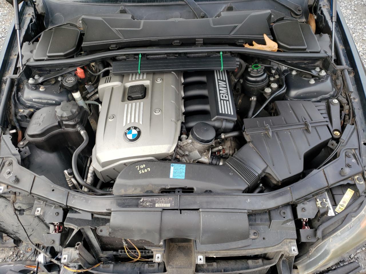 Photo 7 from auction – 2006 BMW 325 I with VIN WBAVB13556PT12566