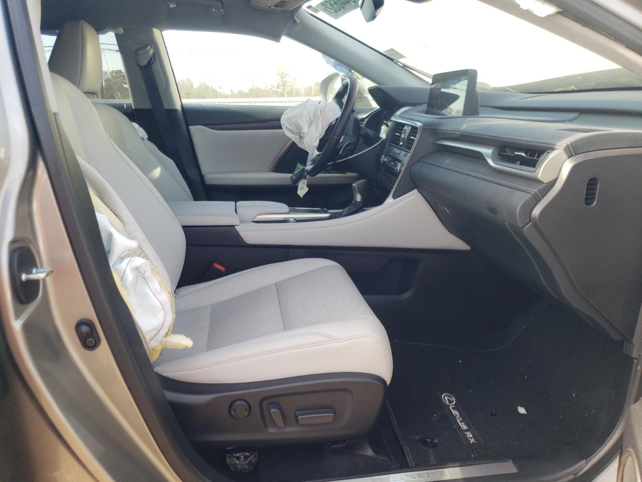 Photo 5 from auction – 2021 LEXUS RX 350 with VIN 2T2HZMAA5MC185936
