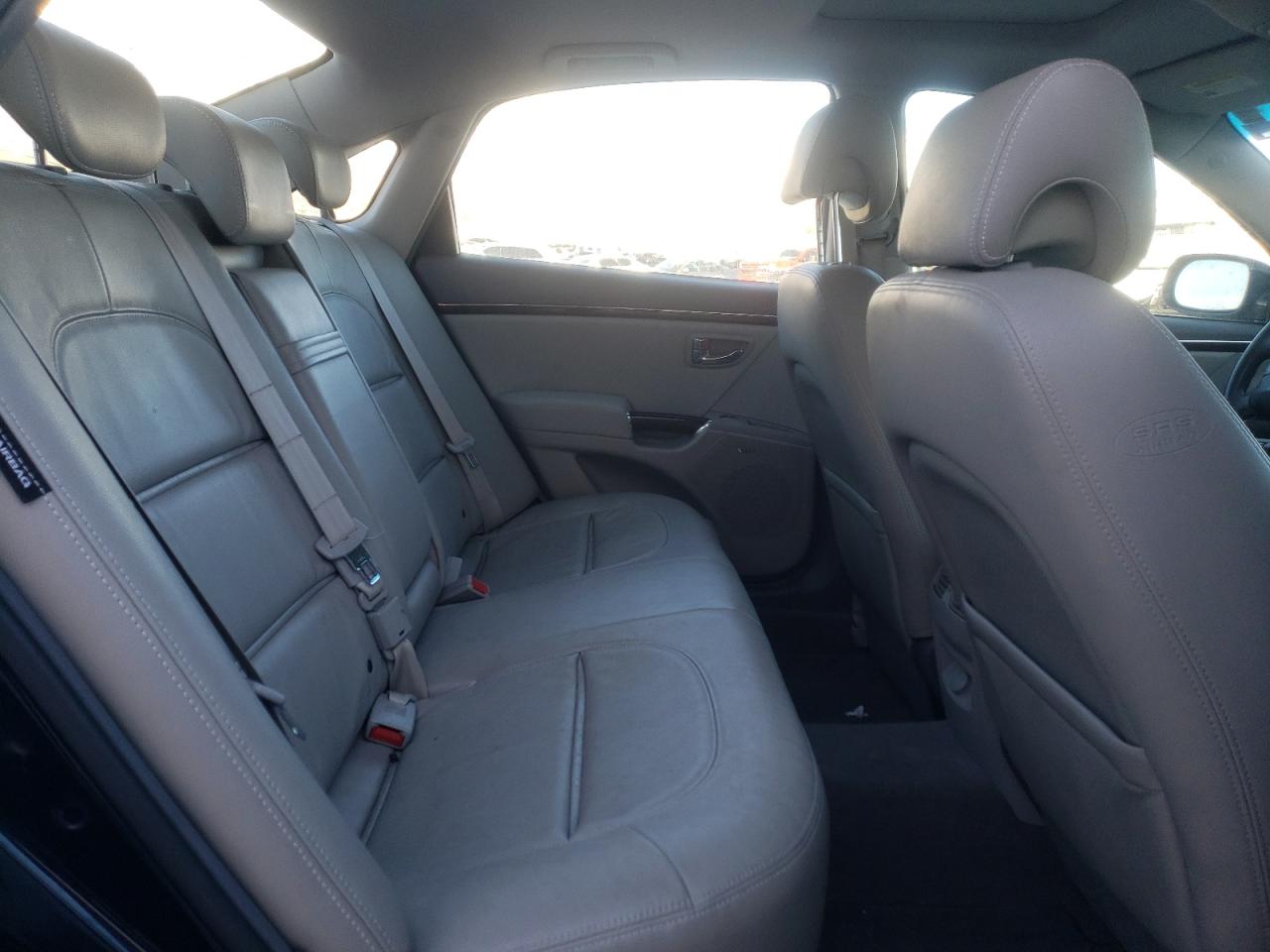 Photo 6 from auction – 2010 HYUNDAI AZERA GLS with VIN KMHFC4DF2AA513250
