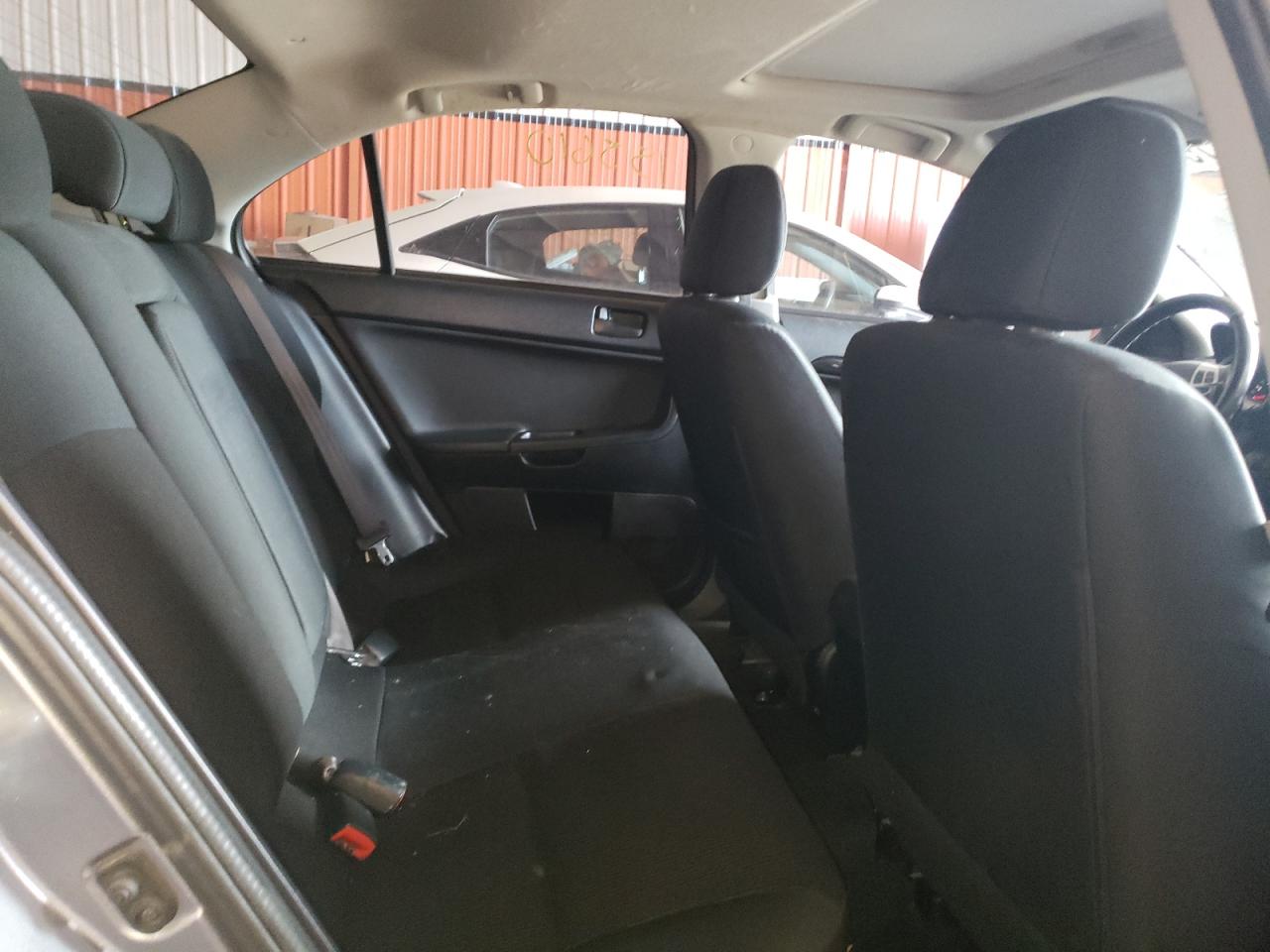 Photo 6 from auction – 2016 MITSUBISHI LANCER ES with VIN JA32U2FU4GU601657