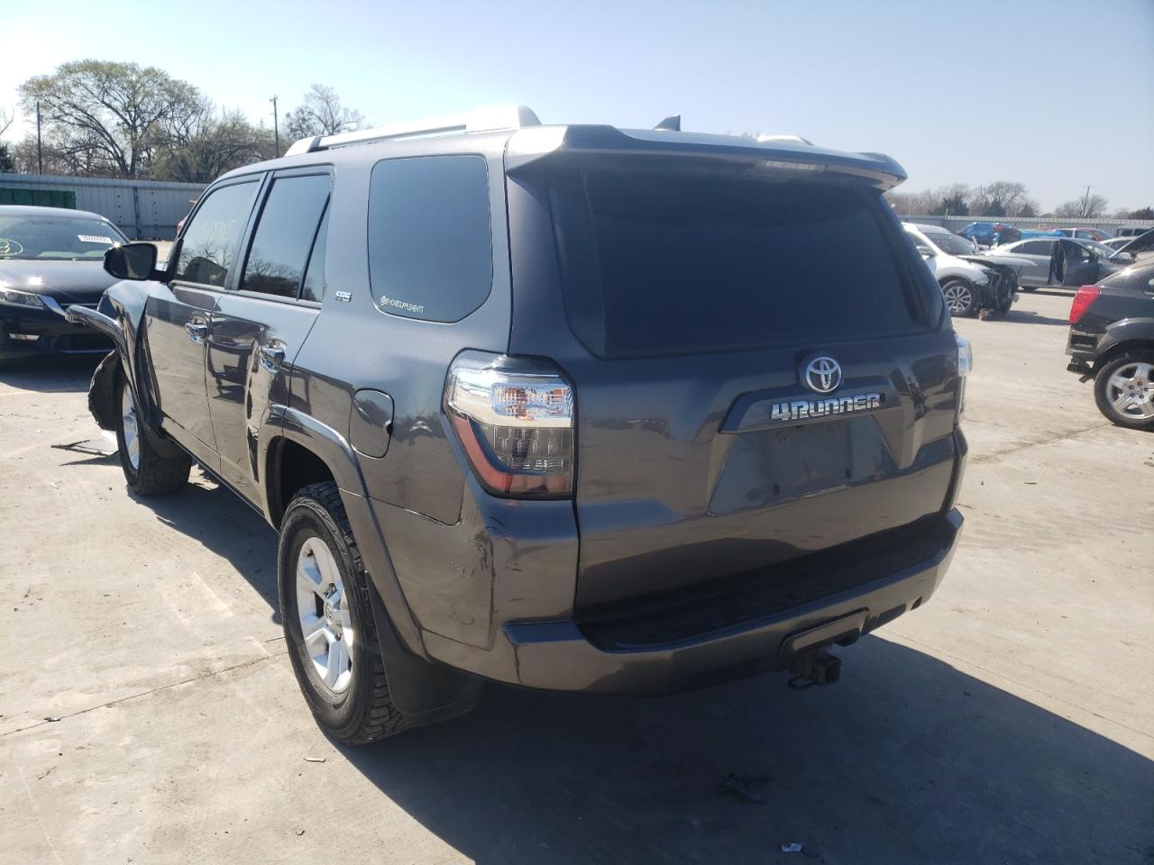 Photo 3 from auction – 2016 TOYOTA 4RUNNER SR with VIN JTEZU5JR2G5125712