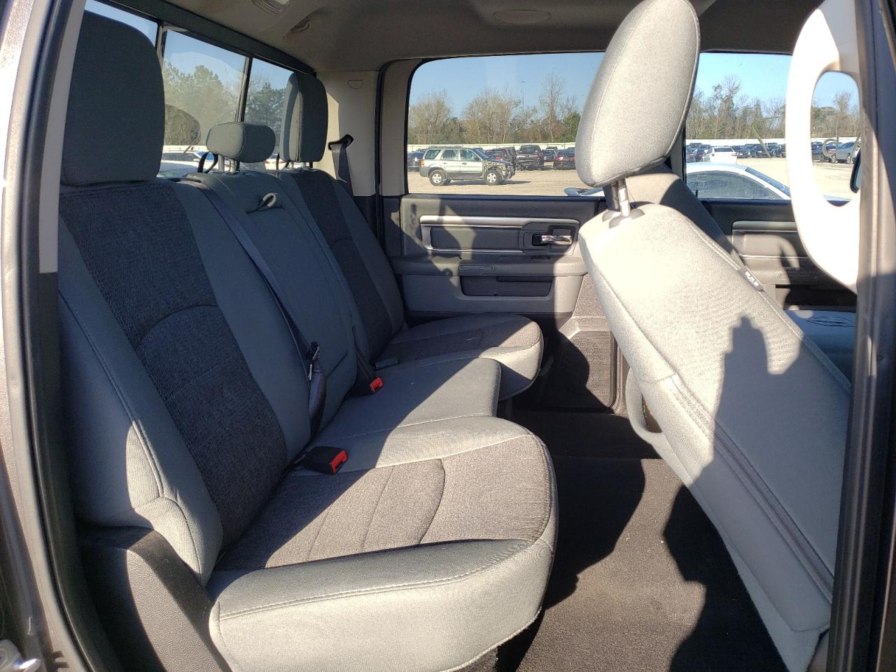 Photo 6 from auction – 2016 RAM 1500 SLT with VIN 1C6RR6LT9GS127826